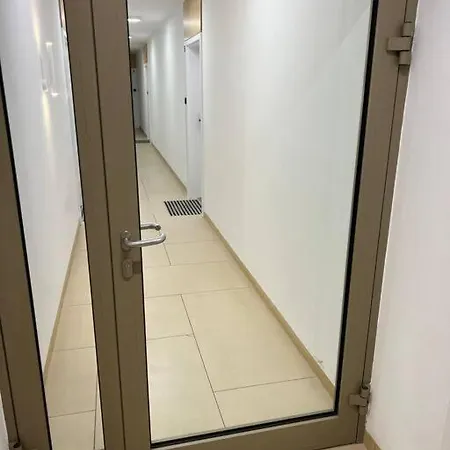 Komfortowe Mieszkanie Przy Parku * Vratislav
