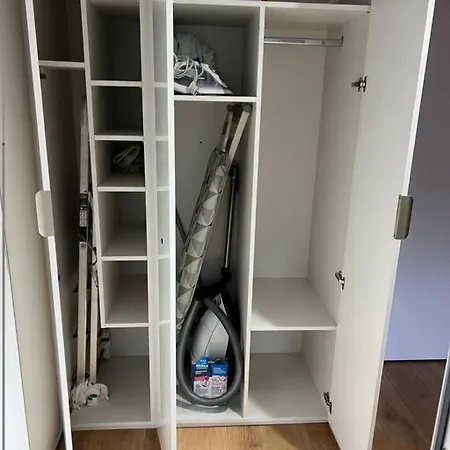 Komfortowe Mieszkanie Przy Parku Apartmán *